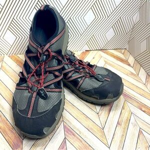 Chaco Outcross Hiking Trail Outdoor Shoes sandals Youth Kids Size 5 sb4‎